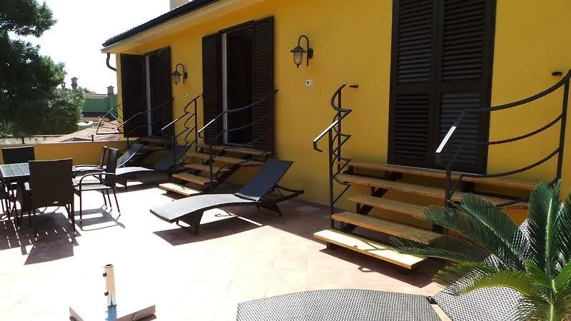 Guest house Room In Rovinj With Terrace, Air Conditioning, W-Lan 81-6 Croatia